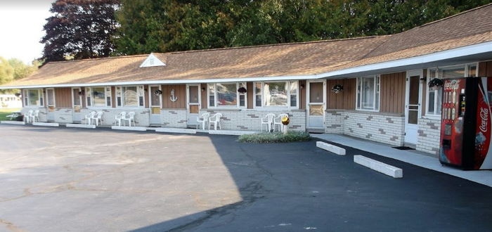 Presque Isles Huron Shore Motel (Presque Isle Motel) - From Web Listing